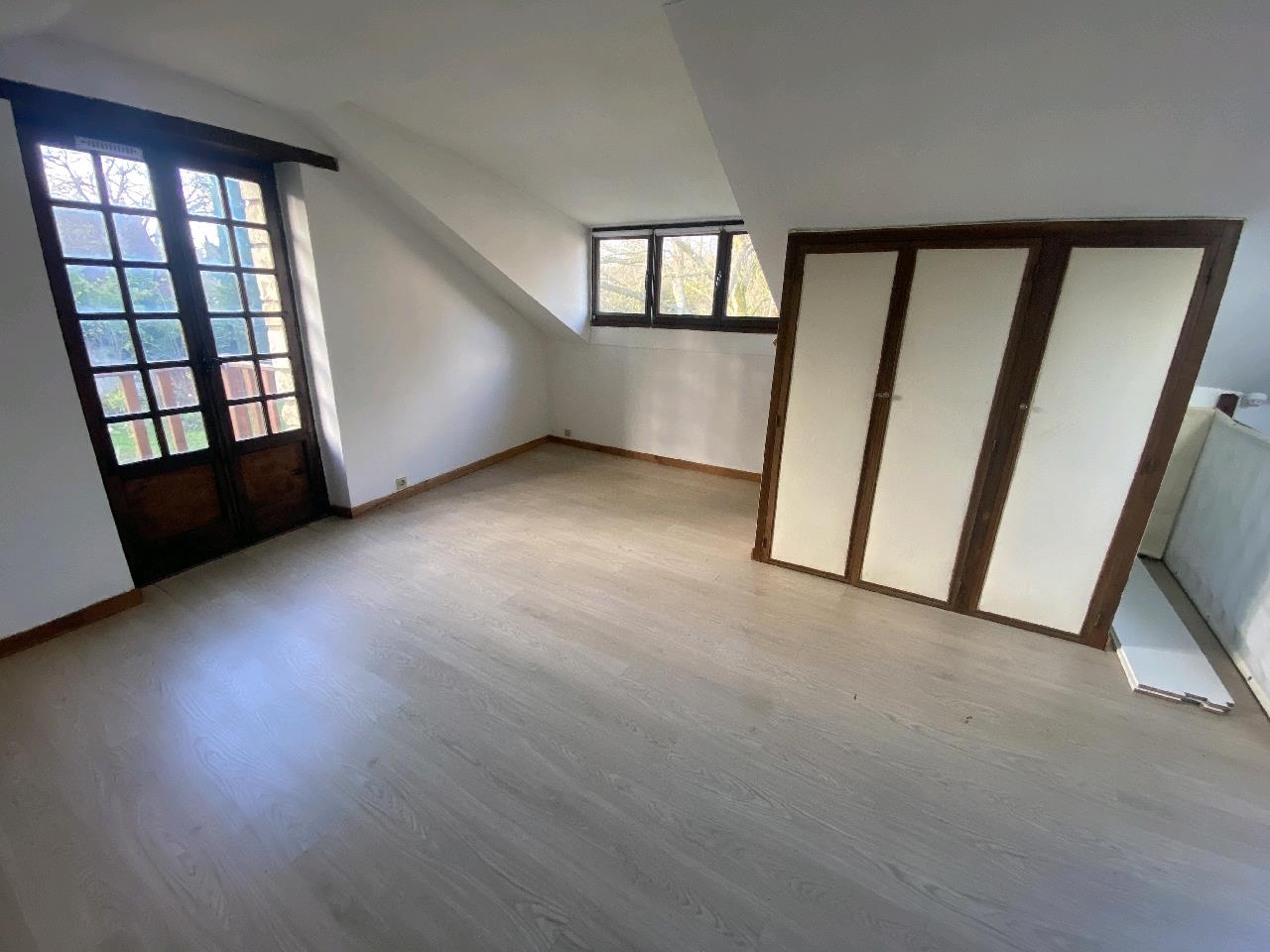 Image d'un maison - 53m2 à 770€ à le mesnil-en-thelle (60530)