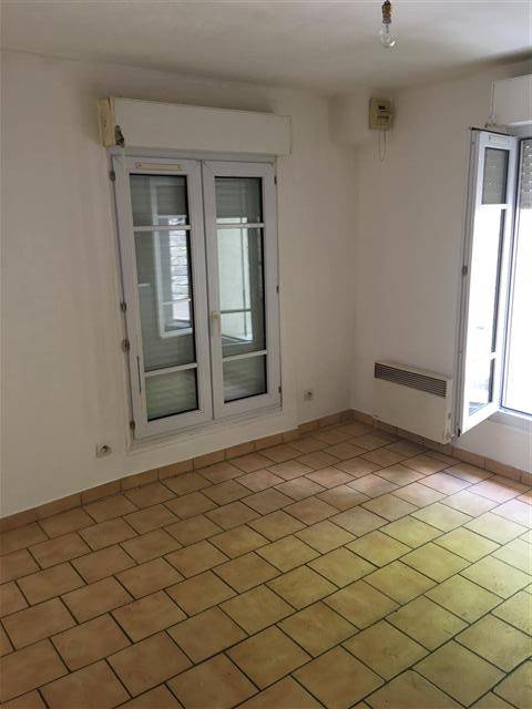 APPARTEMENT 2 pice(s) 10 MN ETAMPES