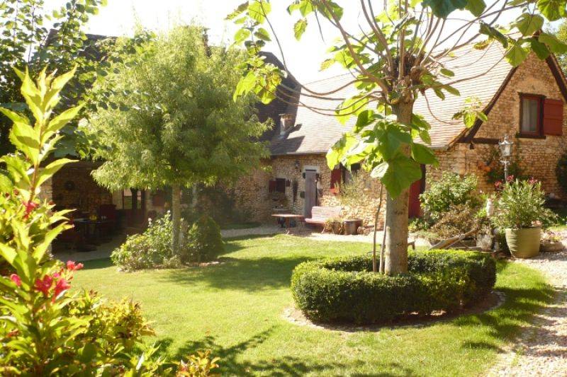 Maison 8 pi�ce(s) 20 Km Perigueux