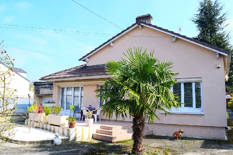 PAVILLON 5 pice(s) FRANCEVILLE
