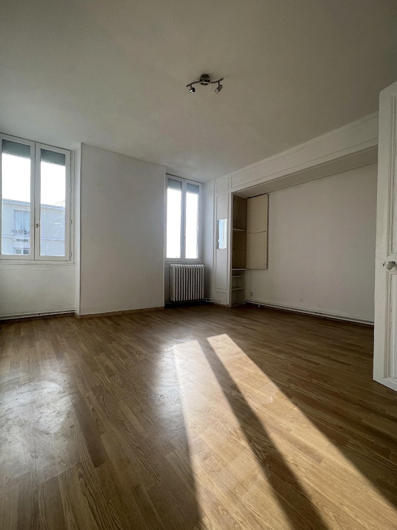 APPARTEMENT F3 3 pice(s) Proche centre et gare