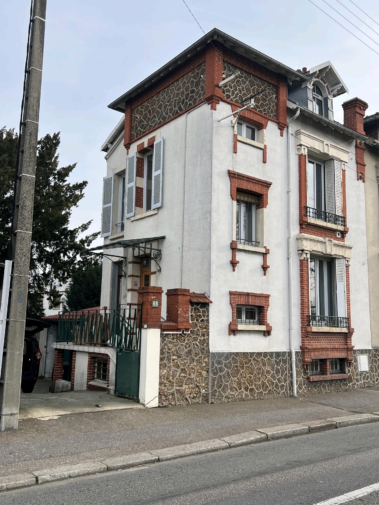 MAISON 7 pice(s) Proche centre et gare