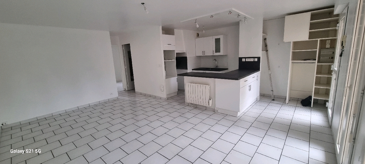 APPARTEMENT F3 3 pièce(s) Centre Ville