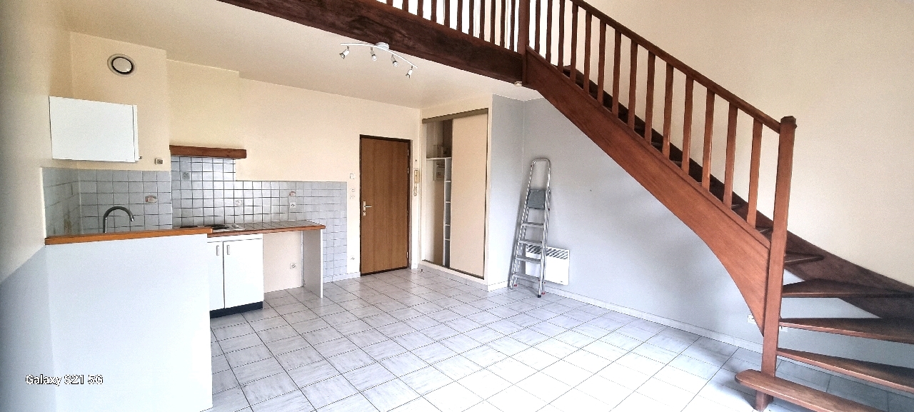 APPARTEMENT F1 1 pice(s) Proche centre et gare