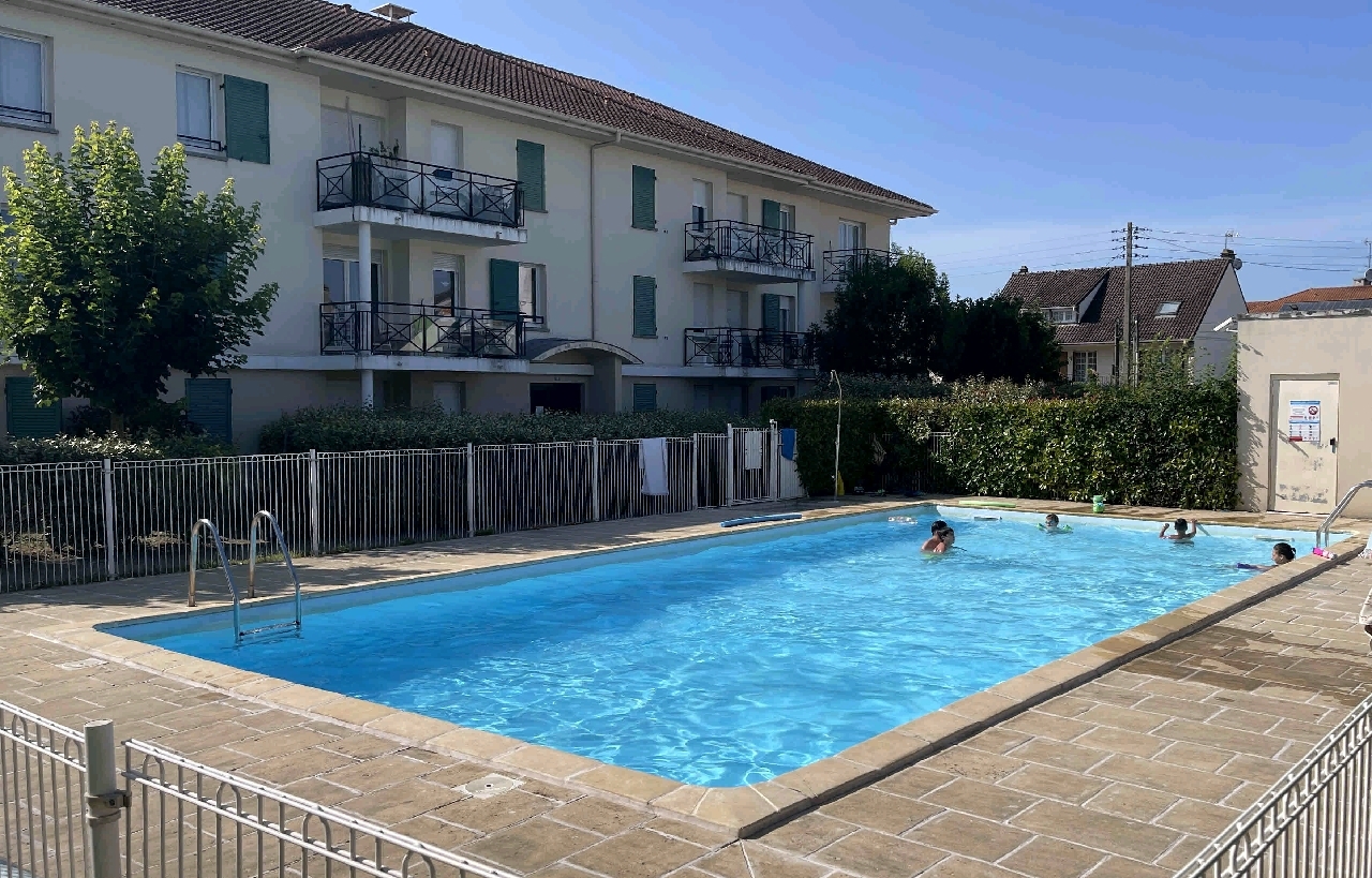 APPARTEMENT F3 3 pièce(s) GASSICOURT