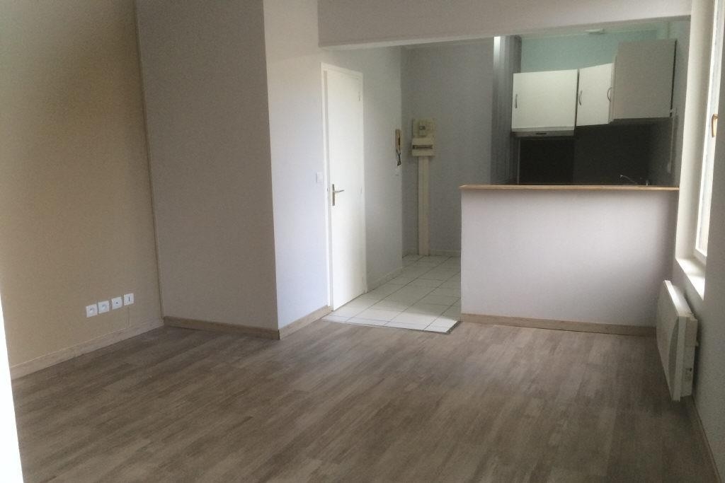 APPARTEMENT F2 2 pièce(s) Centre Ville