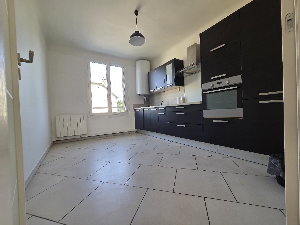 APPARTEMENT 3 pi�ce(s) 