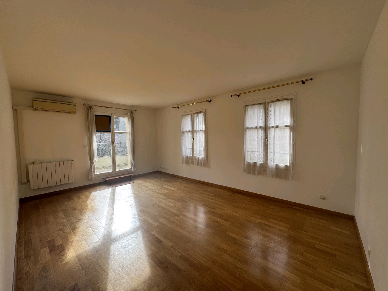 APPARTEMENT F2 0 pice(s) Centre Ville