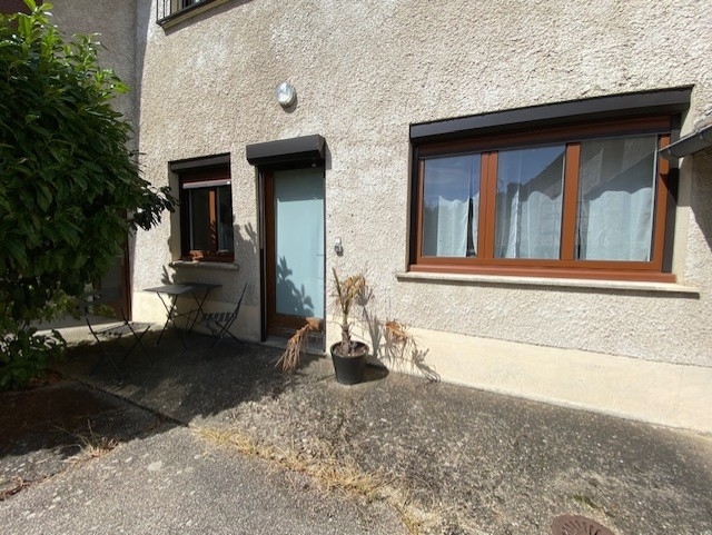 APPARTEMENT F2 2 pice(s) Centre Ville