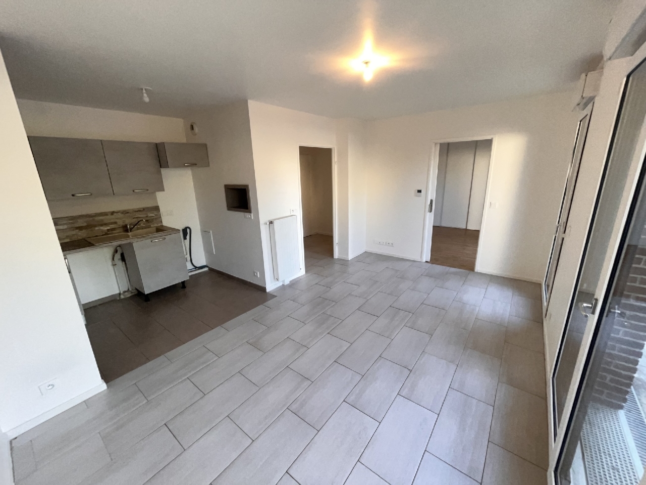 APPARTEMENT F2 2 pi�ce(s) 