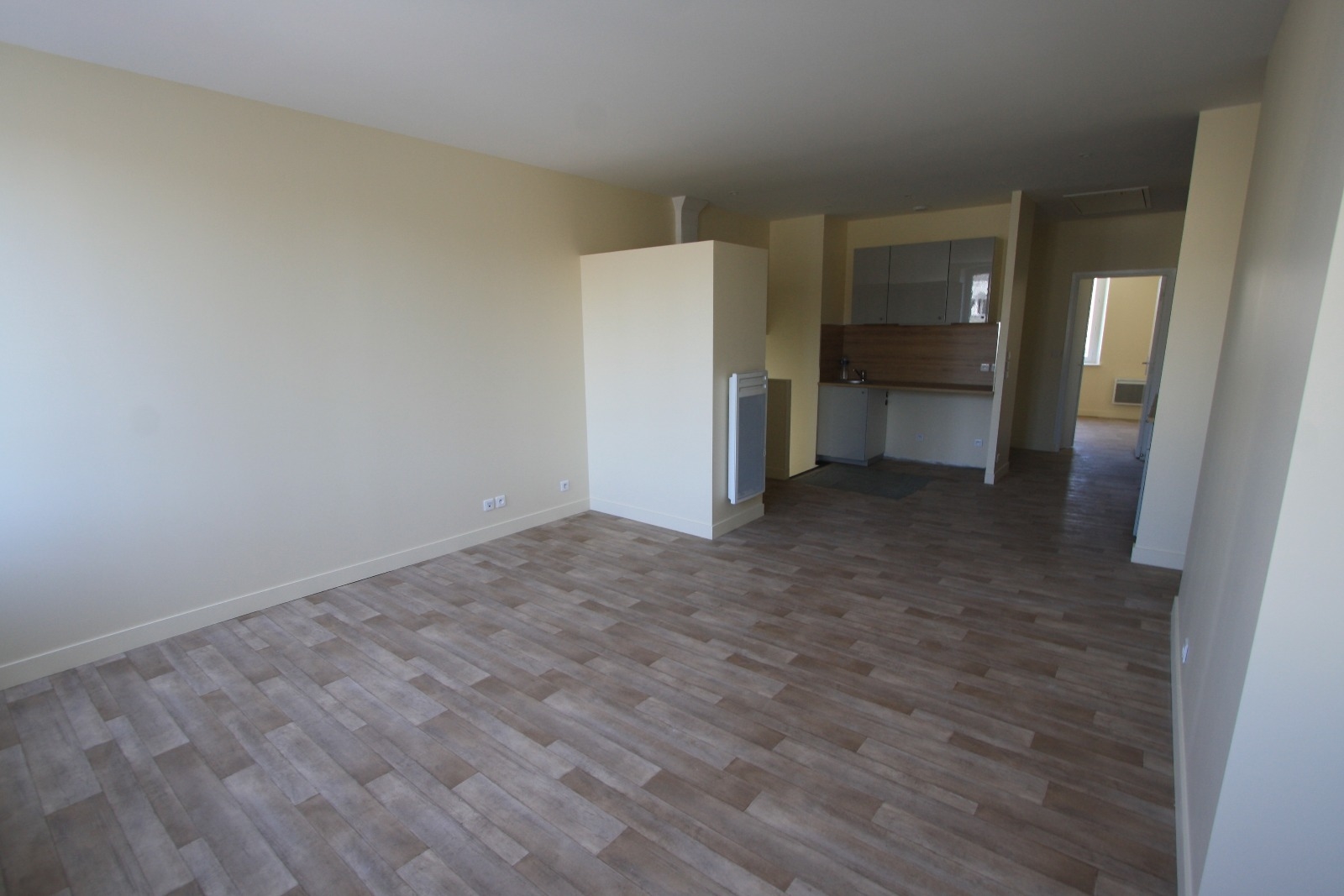 APPARTEMENT F2 2 pi�ce(s) 