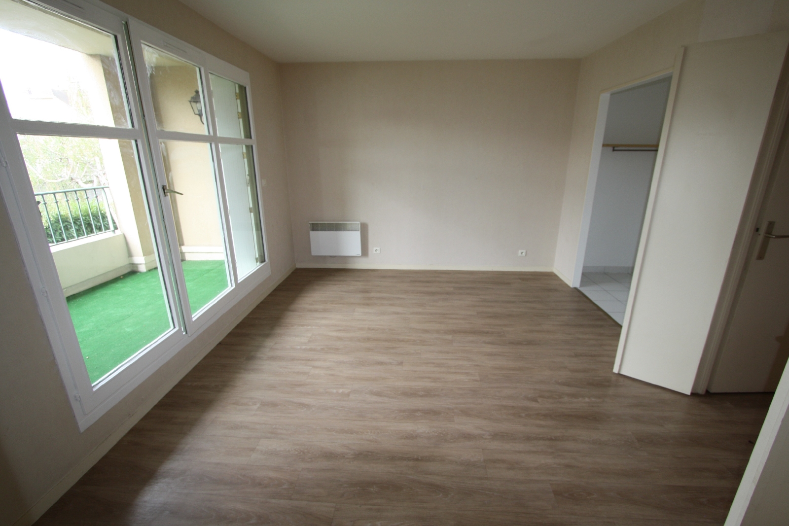 APPARTEMENT 2 pièce(s) 