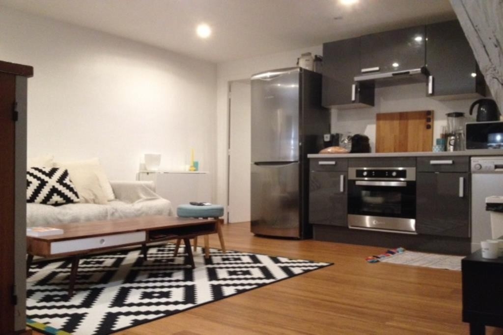 APPARTEMENT F2 2 pice(s) Centre Ville