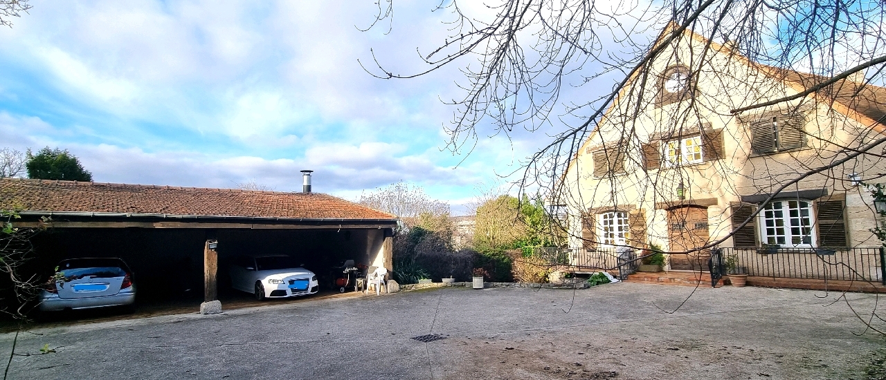 MAISON 11 pi�ce(s) Proche centre-ville et Seine