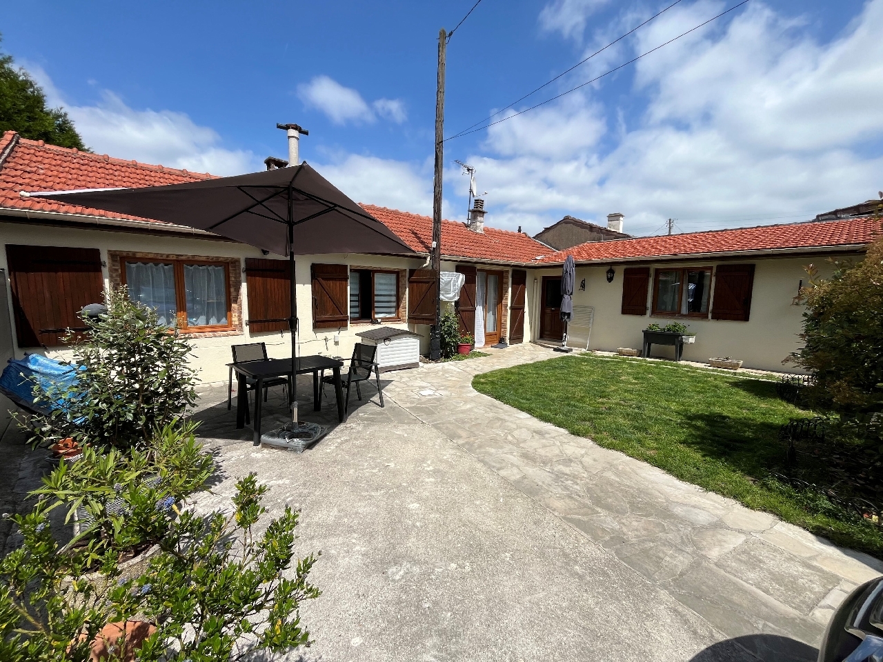 MAISON 5 pice(s) Franceville