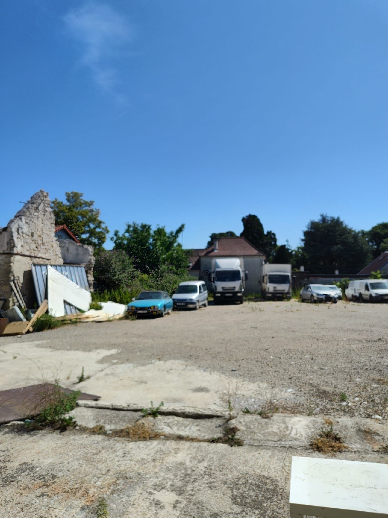 LOCAL D'ACTIVITES 0 pice(s) 