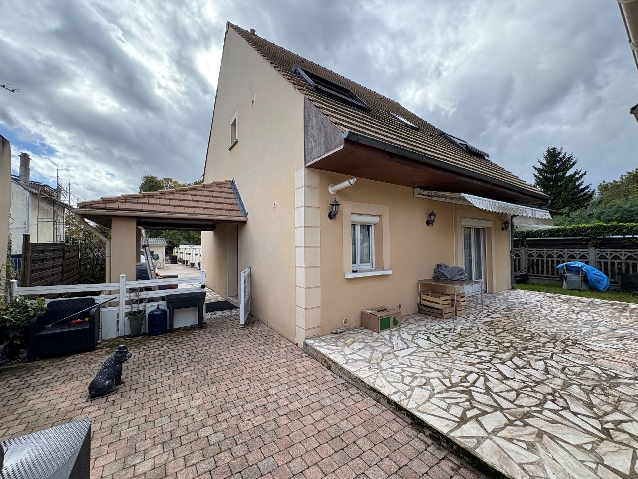 MAISON 5 pice(s) Franceville