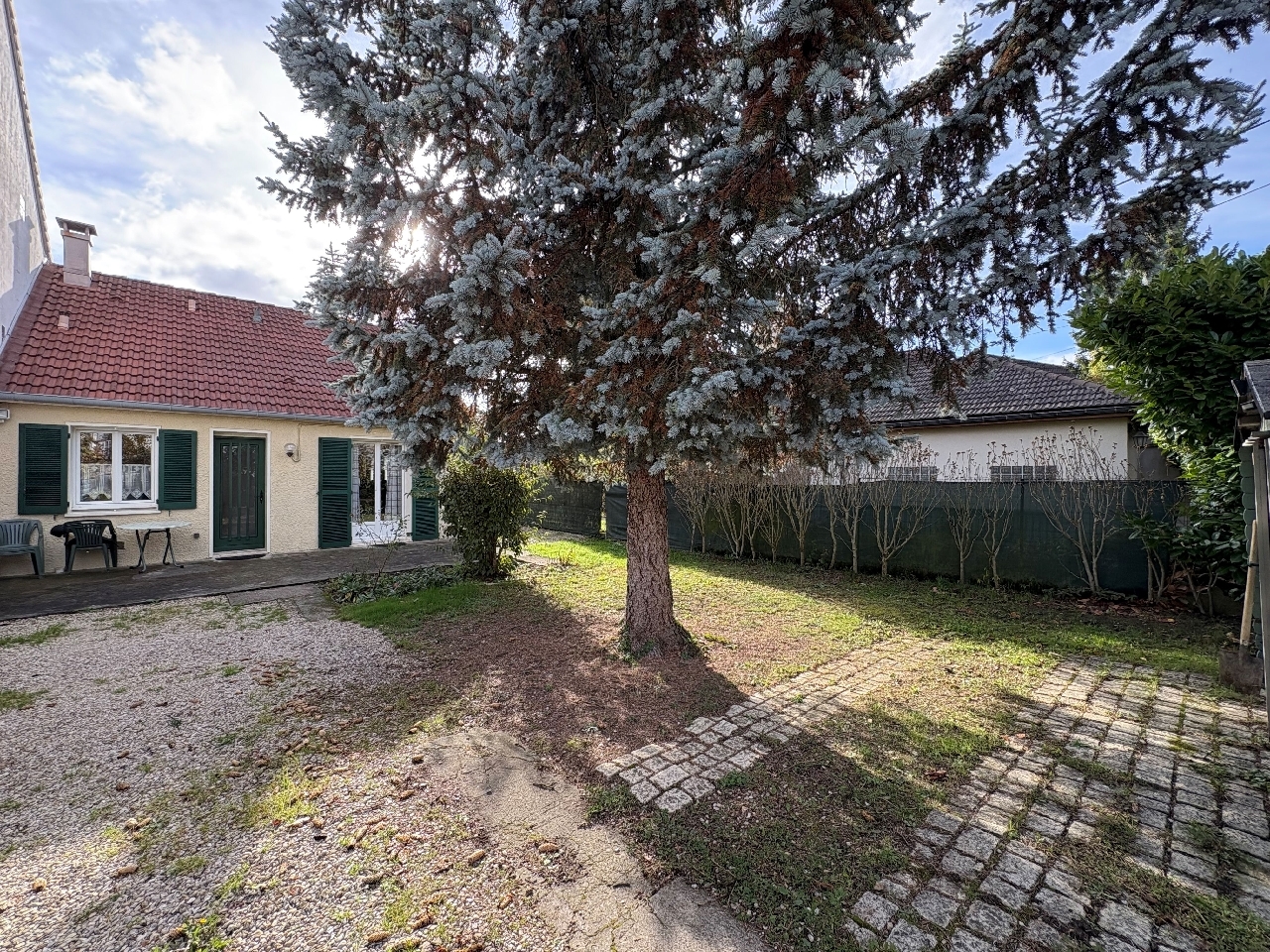 MAISON 3 pice(s) Franceville