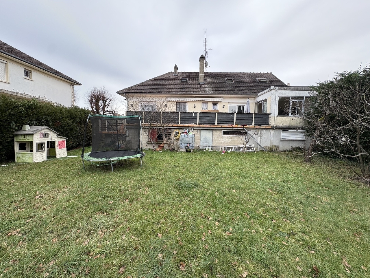 MAISON 7 pi�ce(s) Franceville