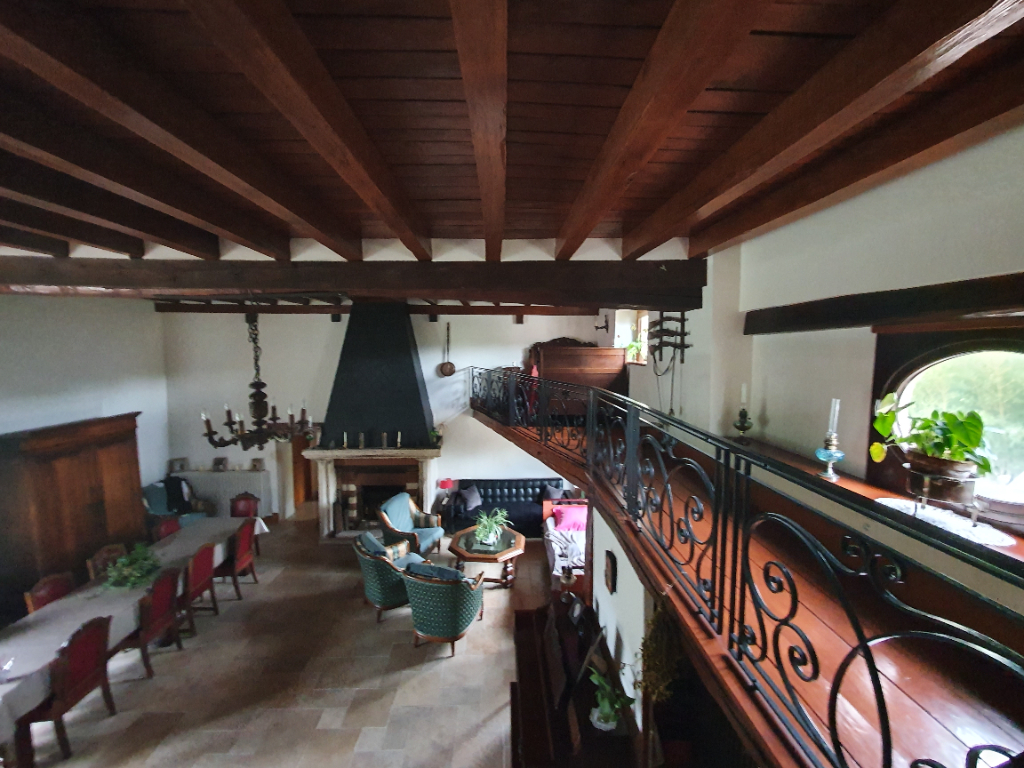 140136934-2.jpg