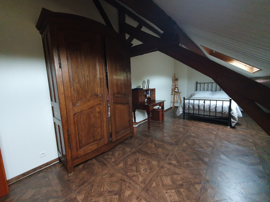 140136934-8.jpg