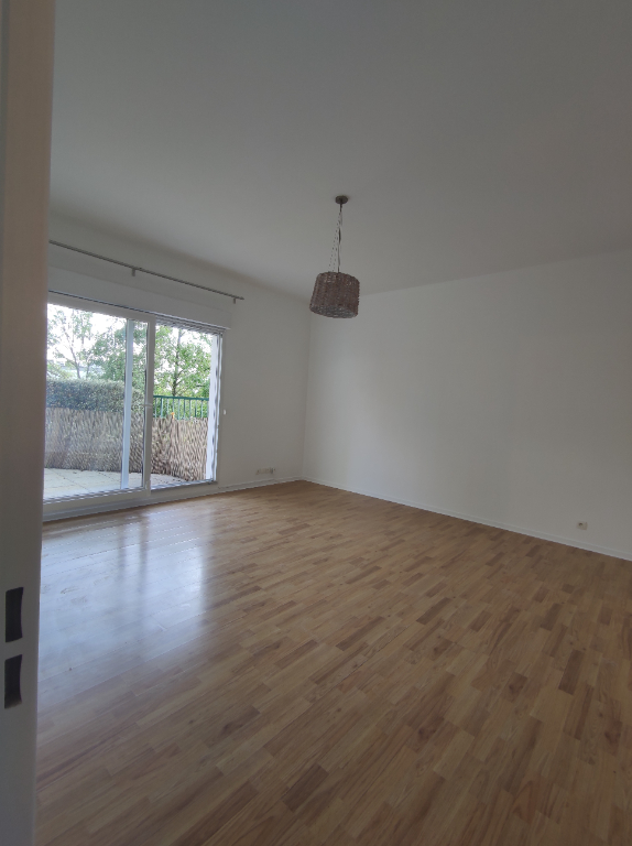 APPARTEMENT 2 pice(s) 