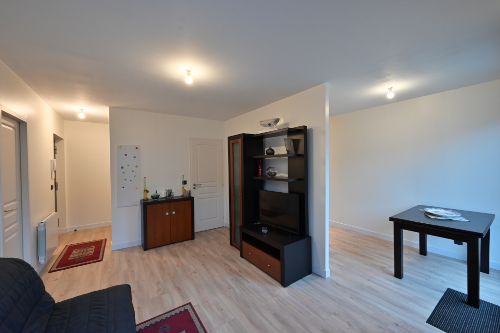 Immobiliere Des Bords De Marne Agence Immobiliere Situee A Bry Sur Marne Plus De 600 Maisons Et Appartements A Vendre Ou A Louer 03 21 46 86 86 Achat Vente Location Gestion Syndic De Copropriete Estimation Constructeur