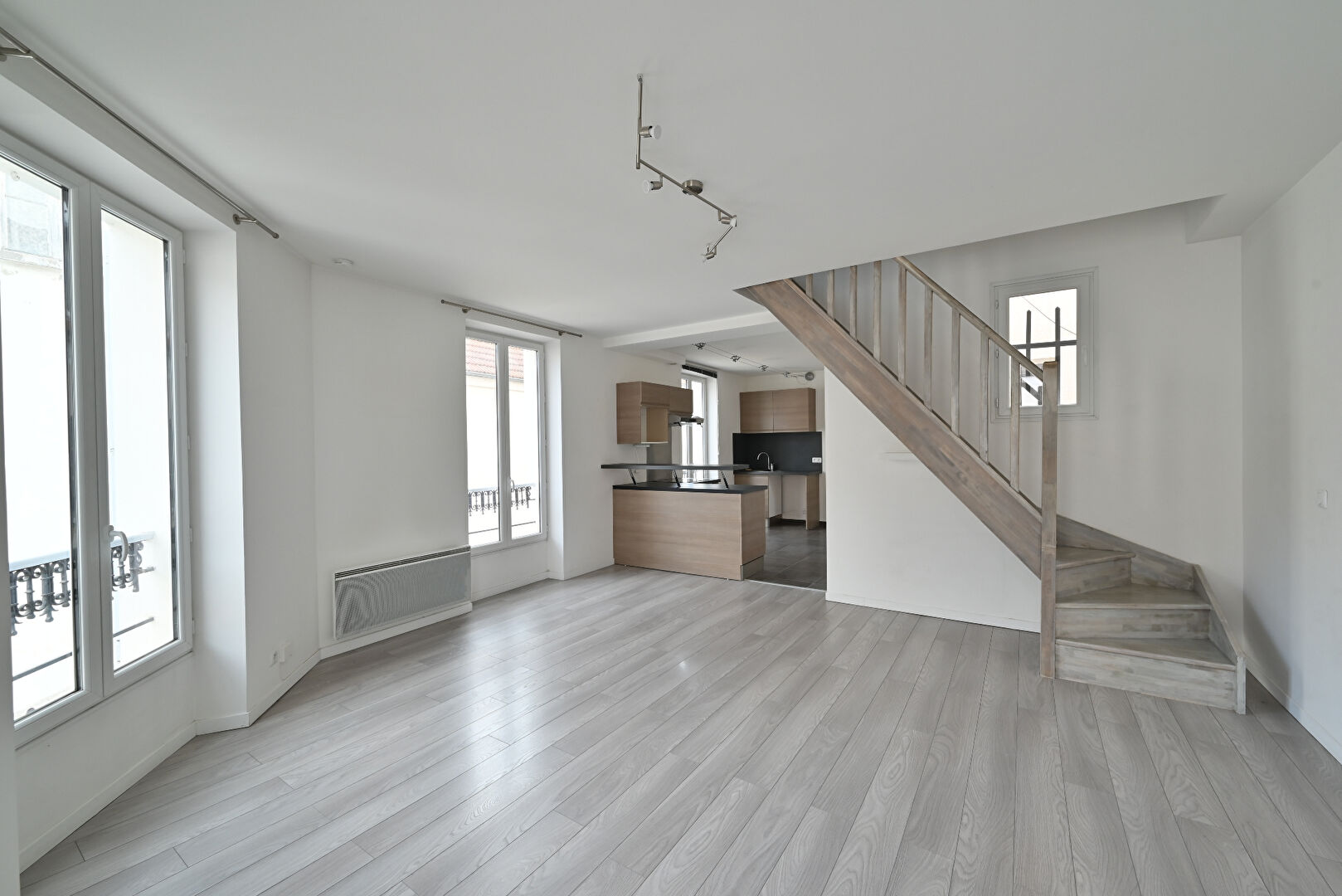 APPARTEMENT 4 pice(s) 