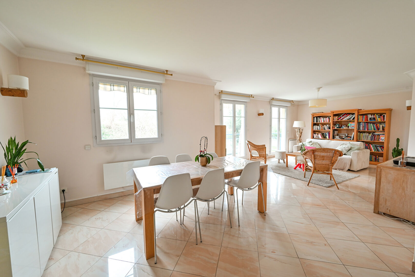 APPARTEMENT 5 pice(s) 