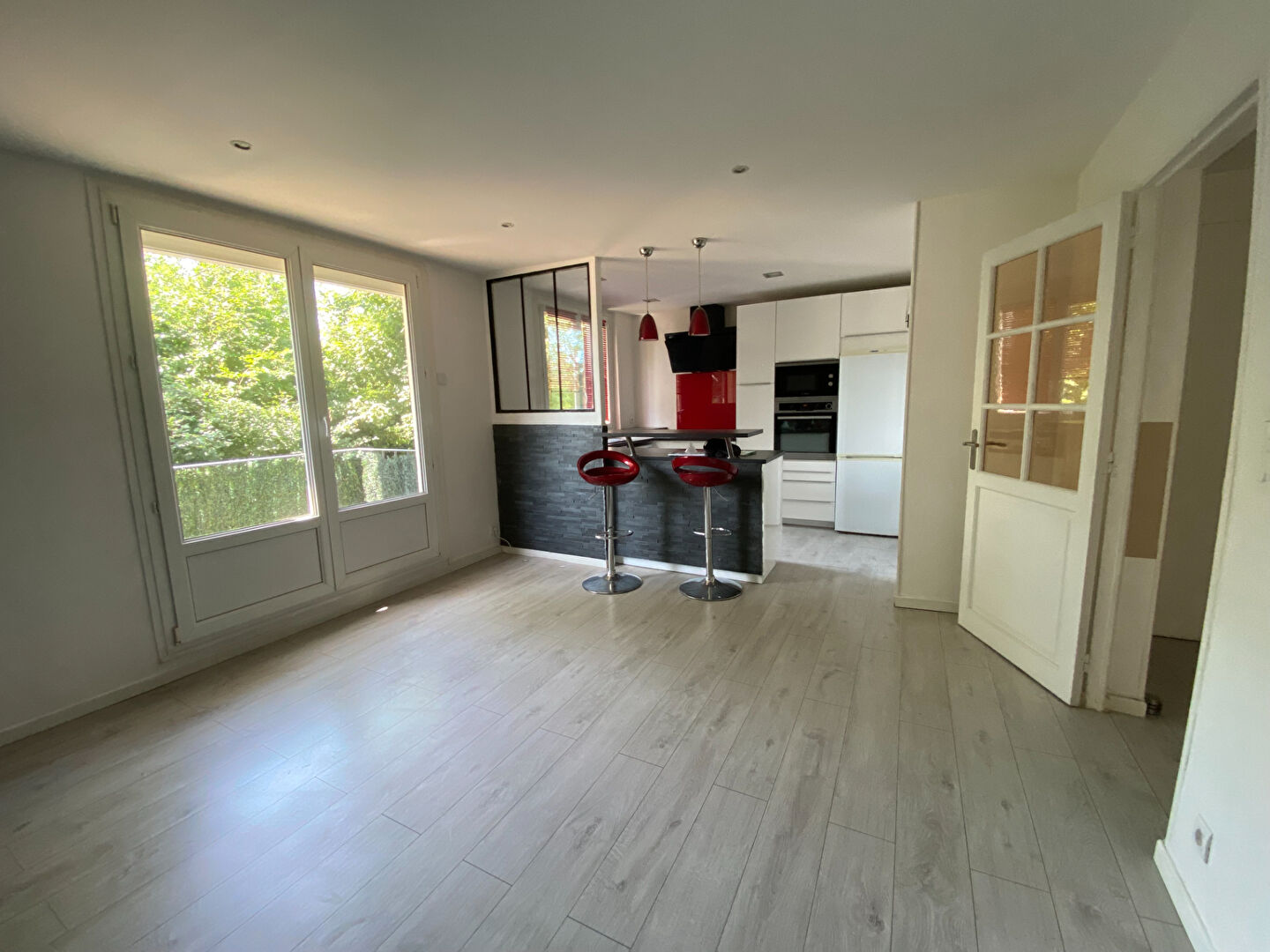 APPARTEMENT 4 pice(s) 