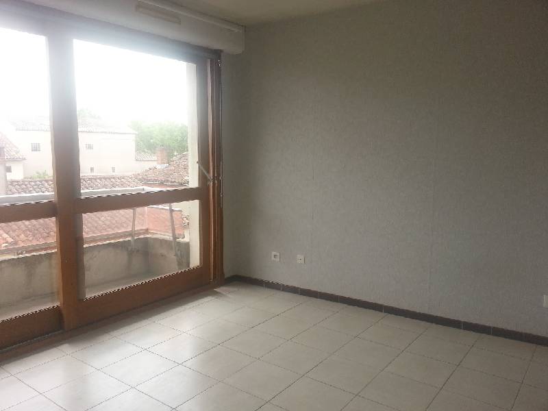 APPARTEMENT MONTAUBAN 280 &euro;
