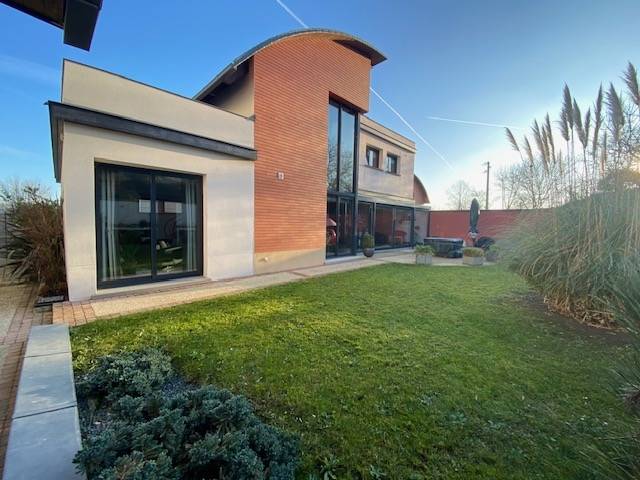 PAVILLON 6 pice(s) 
