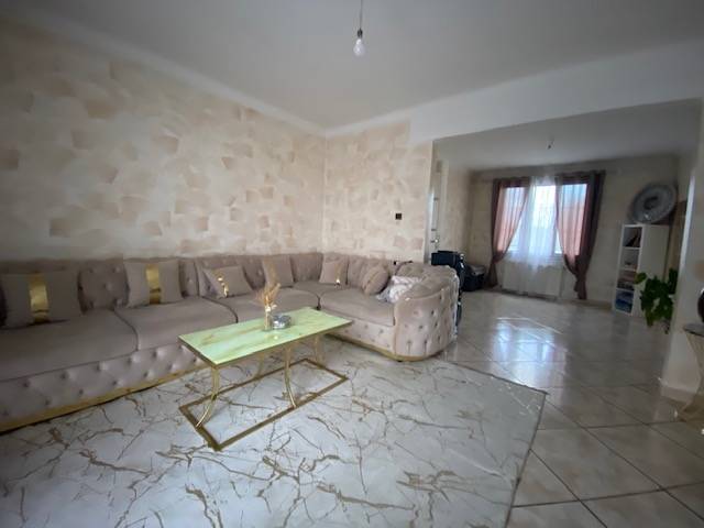 PAVILLON 7 pi�ce(s) 