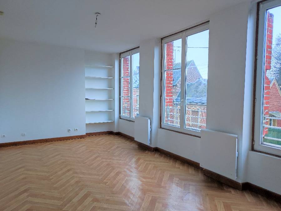 APPARTEMENT 2 pice(s) 