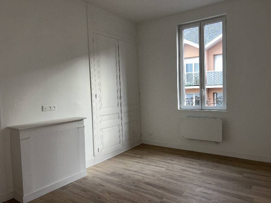 APPARTEMENT 3 pi�ce(s) 