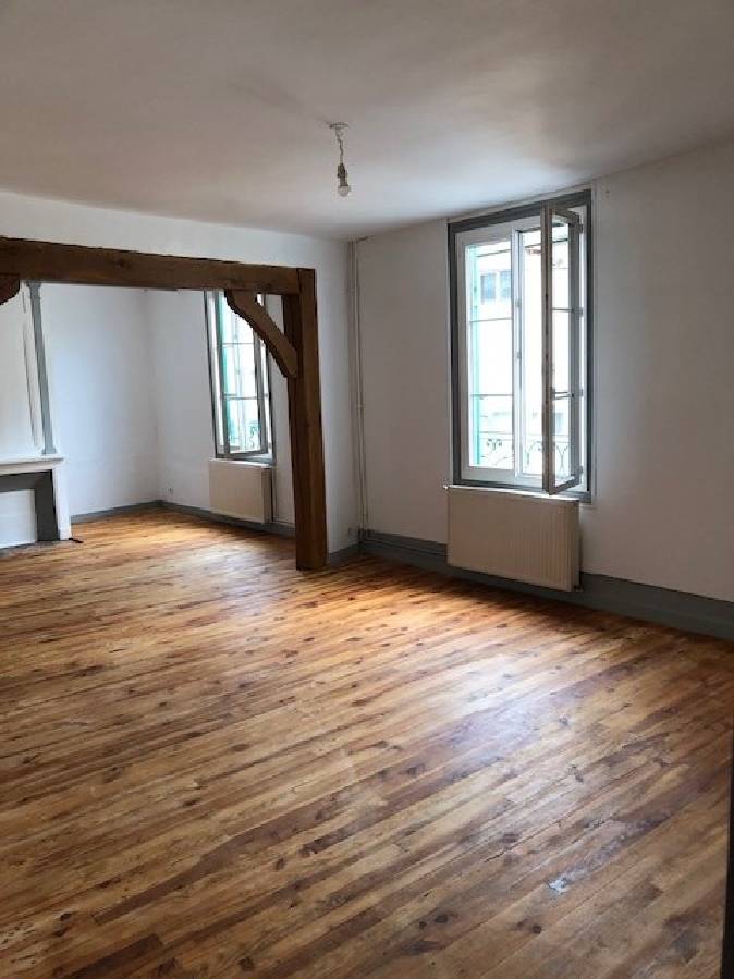 APPARTEMENT 3 pice(s) 