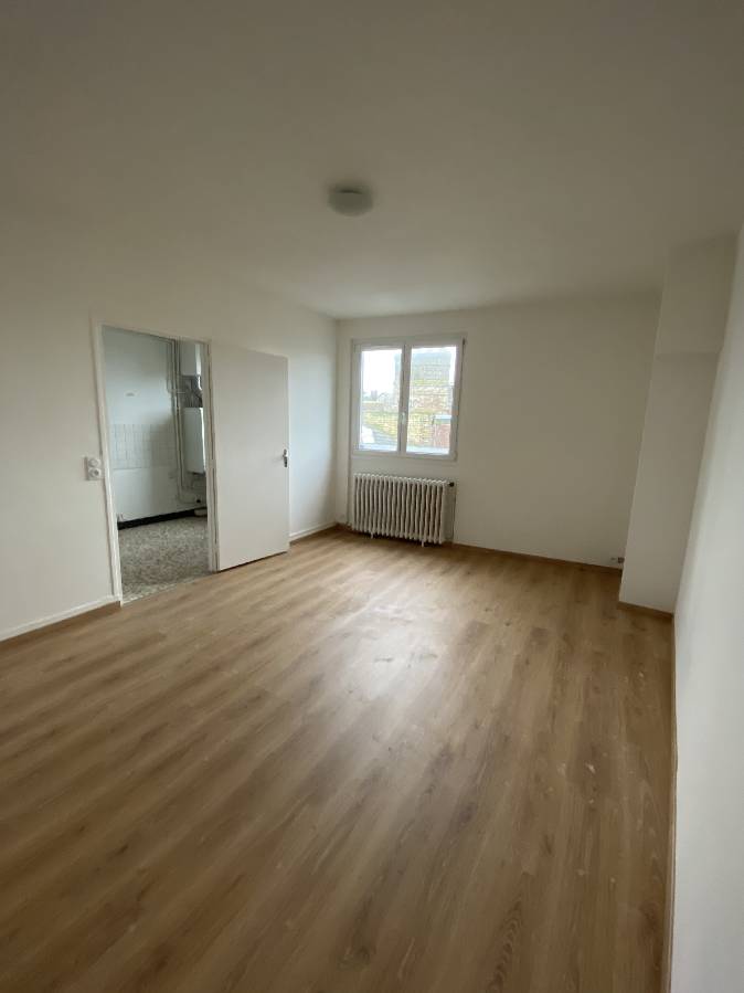 APPARTEMENT 4 pice(s) 