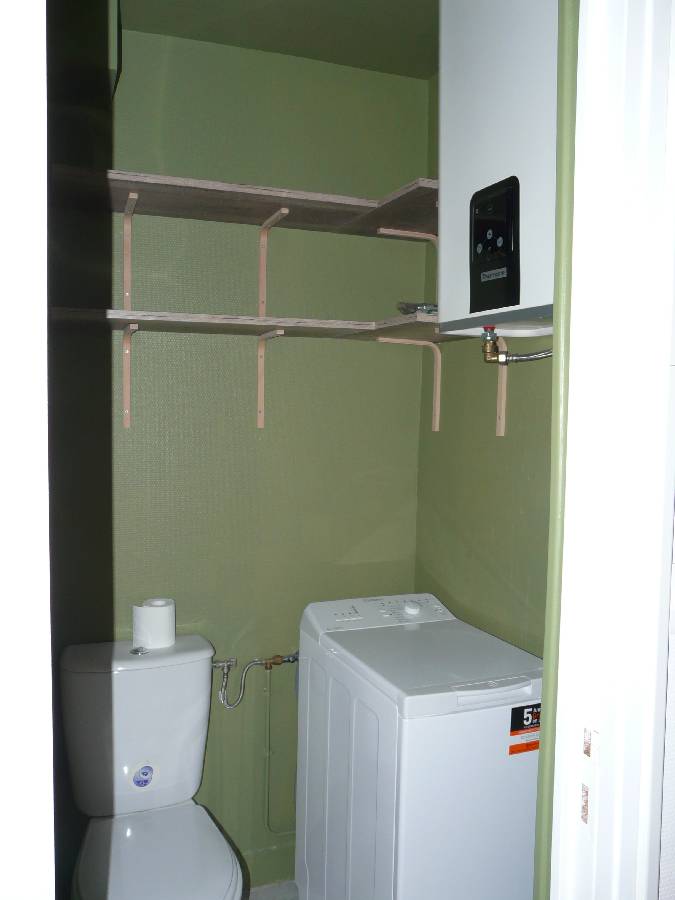 60456001-2.jpg