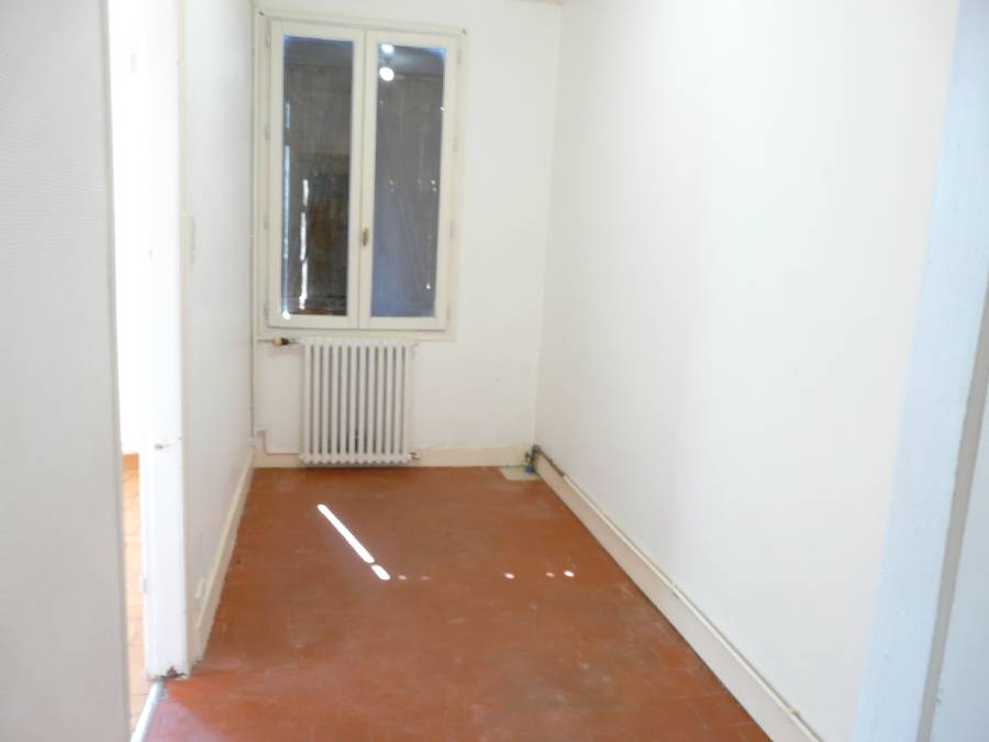 60941001-6.jpg