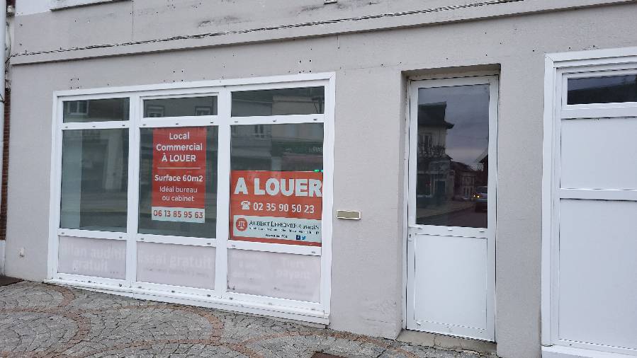 LOCAL COMMERCIAL 4 pi�ce(s) 