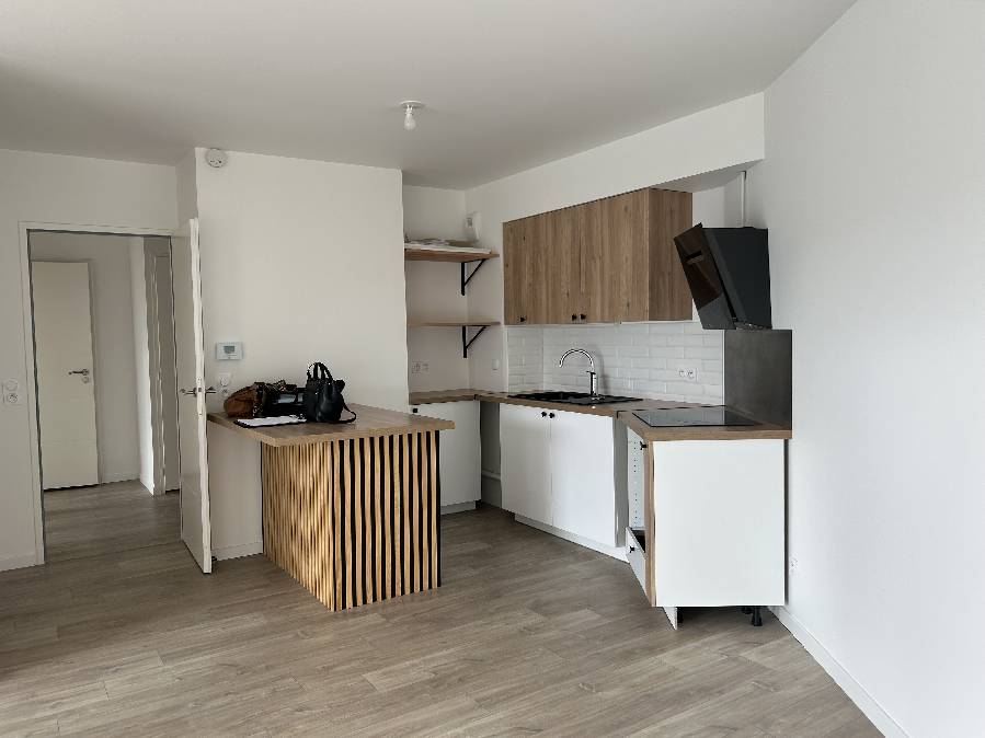 APPARTEMENT 3 pi�ce(s) 