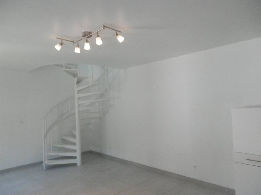809001-3.jpg