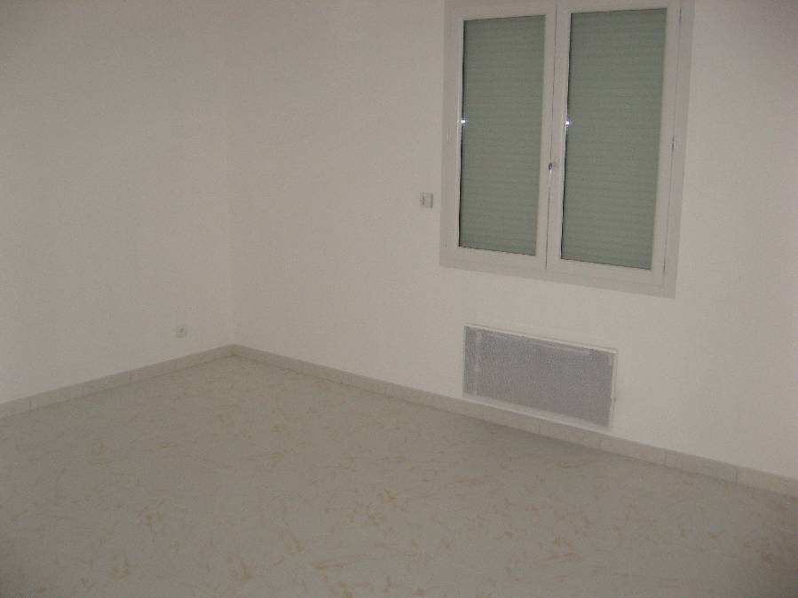 822001-3.jpg