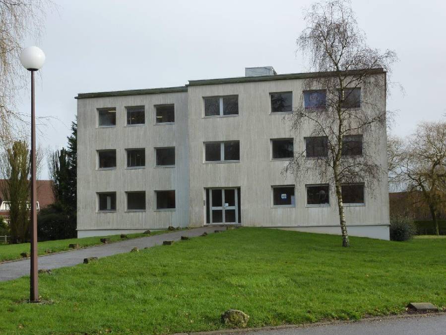 985002-5.jpg