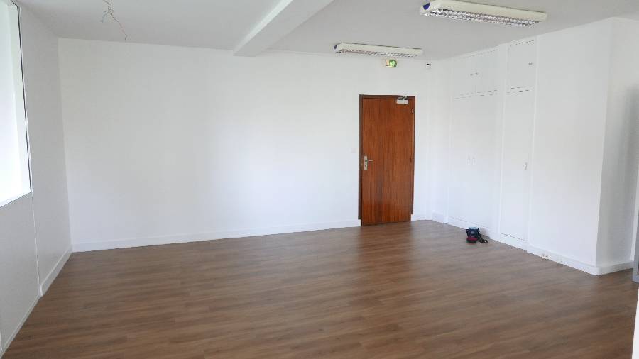 985002-8.jpg