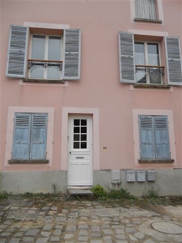 APPARTEMENT 2 pice(s) CENTRE VILLE