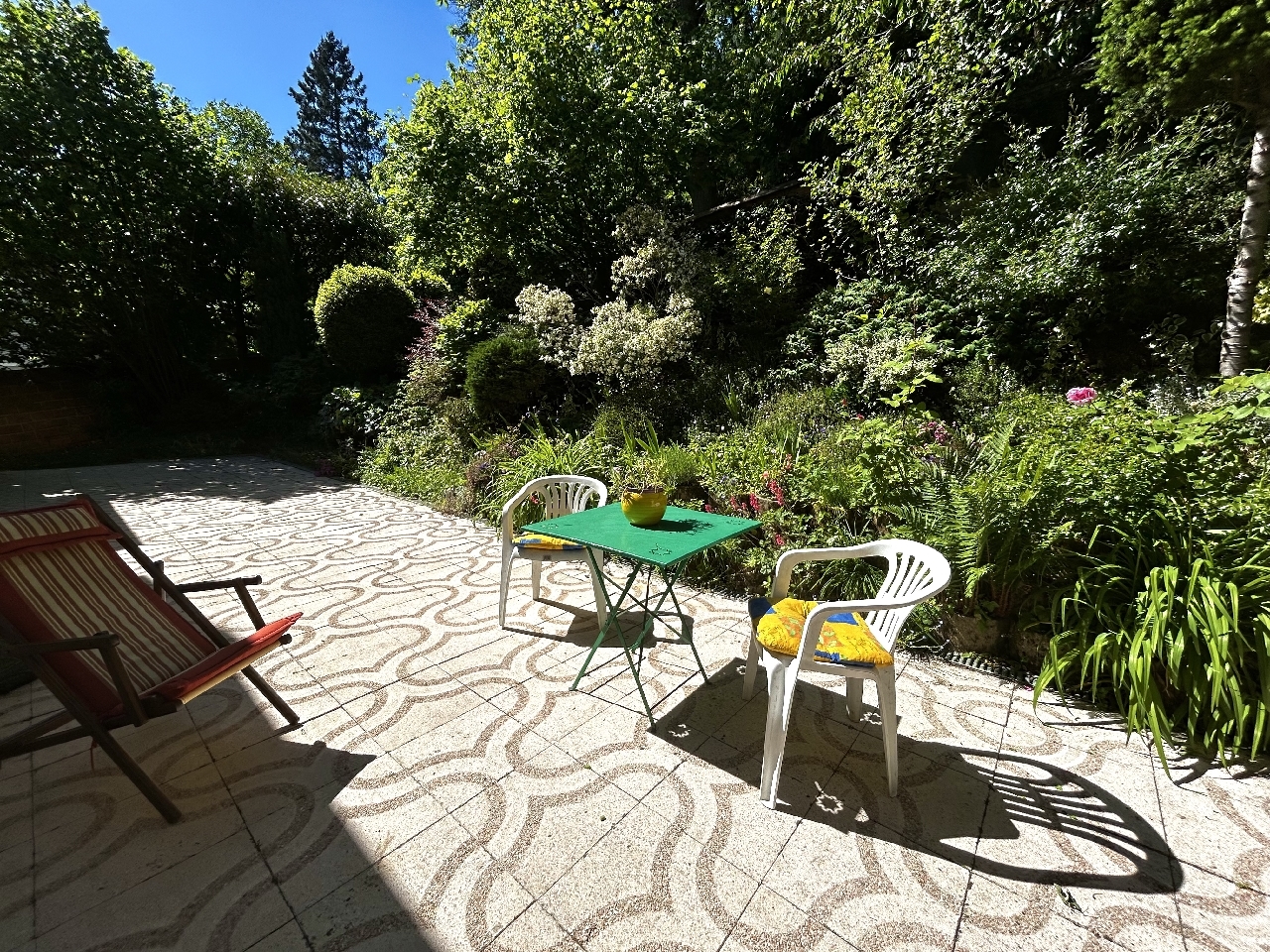 MAISON 9 pi�ce(s) PROCHE CENTRE VILLE
