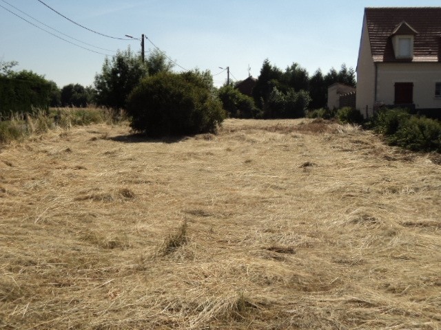 TERRAIN A BATIR 0 pice(s) SECTEUR LASSIGNY