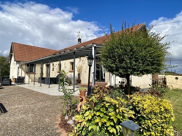 MAISON 5 pice(s) SECTEUR RESSONS SUR MATZ
