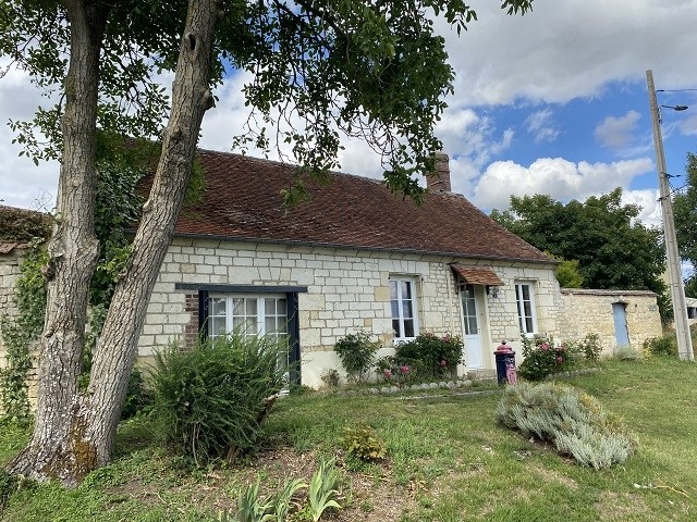 MAISON 0 pice(s) SECTEUR ESTREES SAINT DENIS